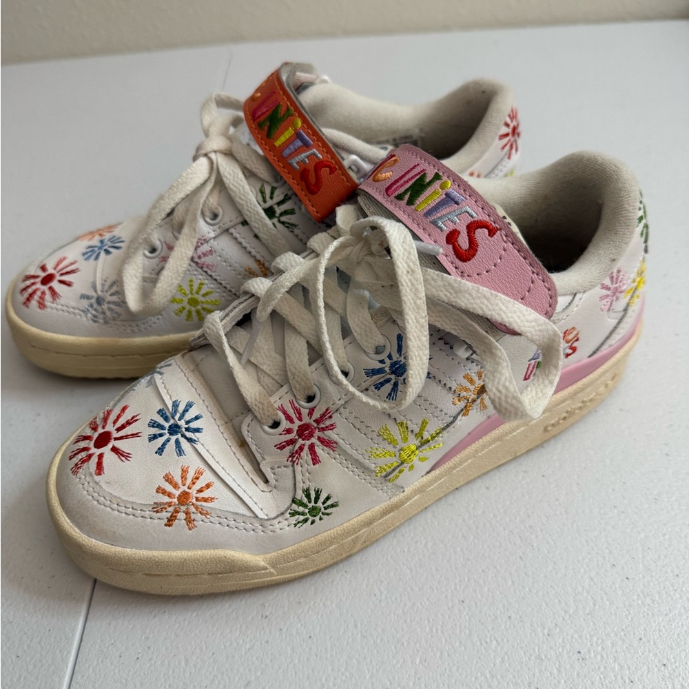 Adidas Forum Low Love Unites Pride 2021 Shoe GW2416 Women's Sz 4 EUC